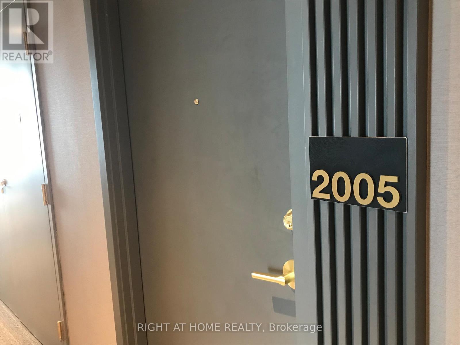 2005 - 898 Portage Parkway, Vaughan, Ontario  L4K 0J6 - Photo 14 - N12999398