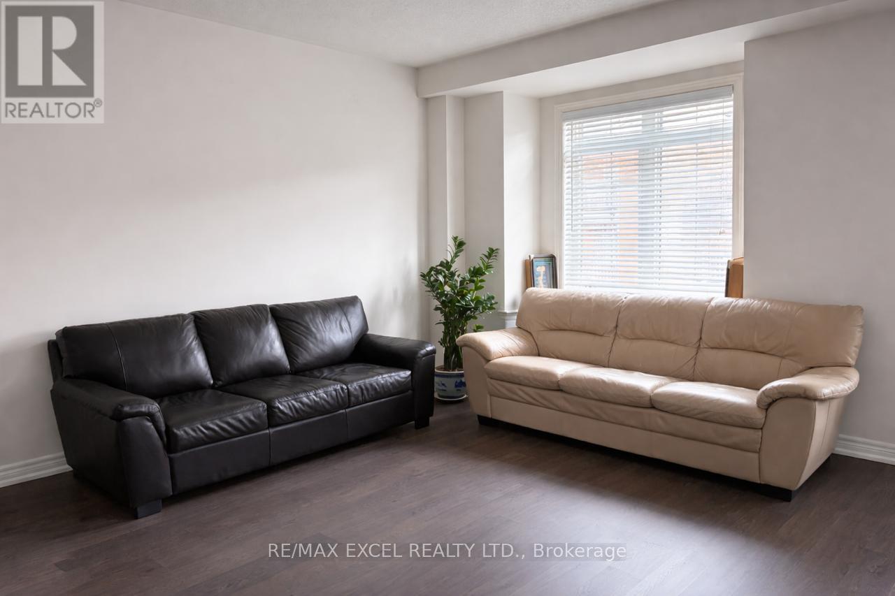 27 Spiv Grove Way, Markham, Ontario  L6E 0T6 - Photo 2 - N12999412