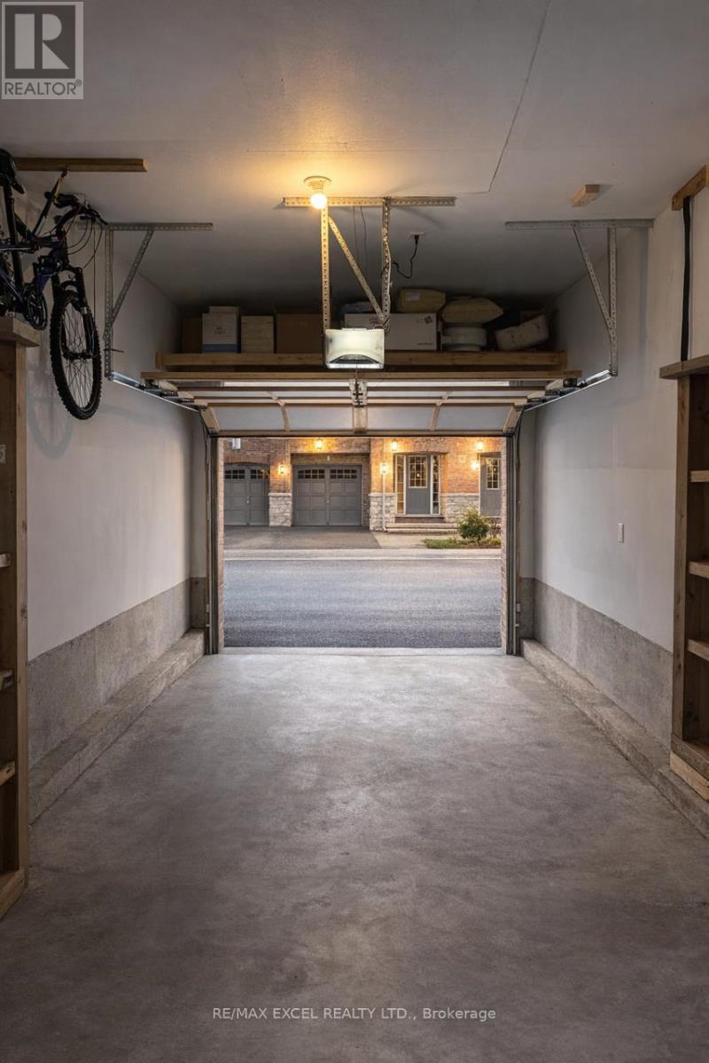 27 Spiv Grove Way, Markham, Ontario  L6E 0T6 - Photo 21 - N12999412