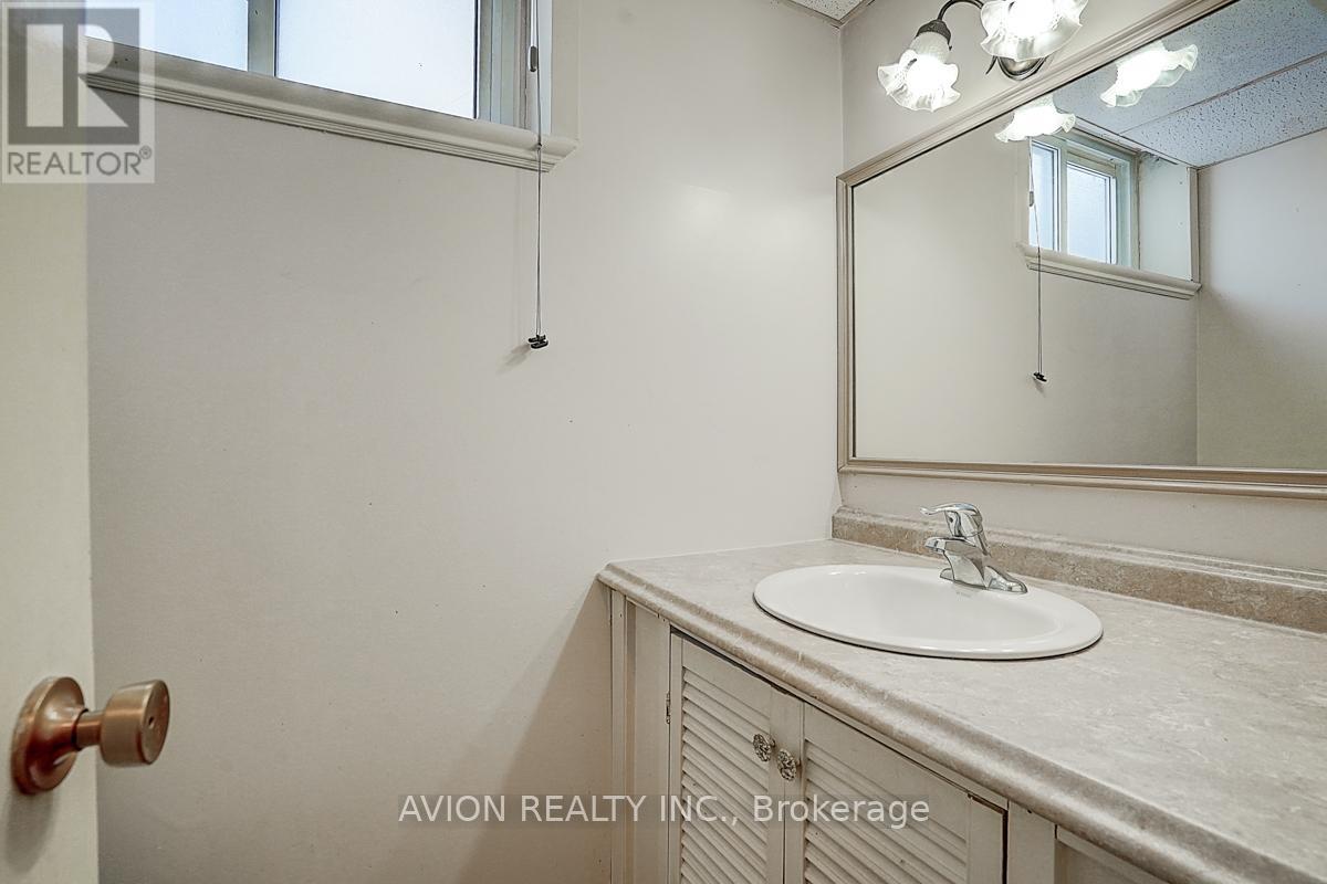 24 Drakefield Road, Markham, Ontario  L3P 1G5 - Photo 29 - N12999428