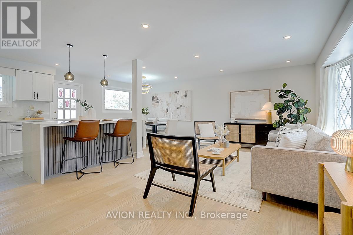 24 Drakefield Road, Markham, Ontario  L3P 1G5 - Photo 4 - N12999428