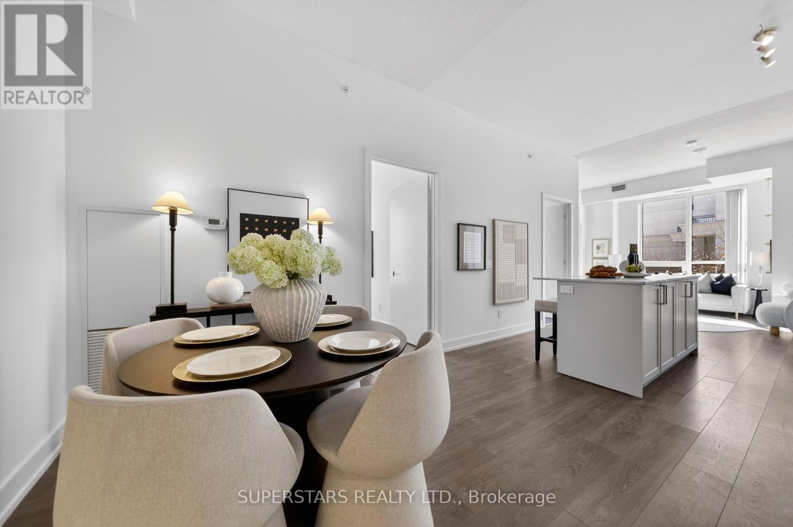 817 - 278 Buchanan Drive, Markham, Ontario  L3R 6J1 - Photo 5 - N12999434