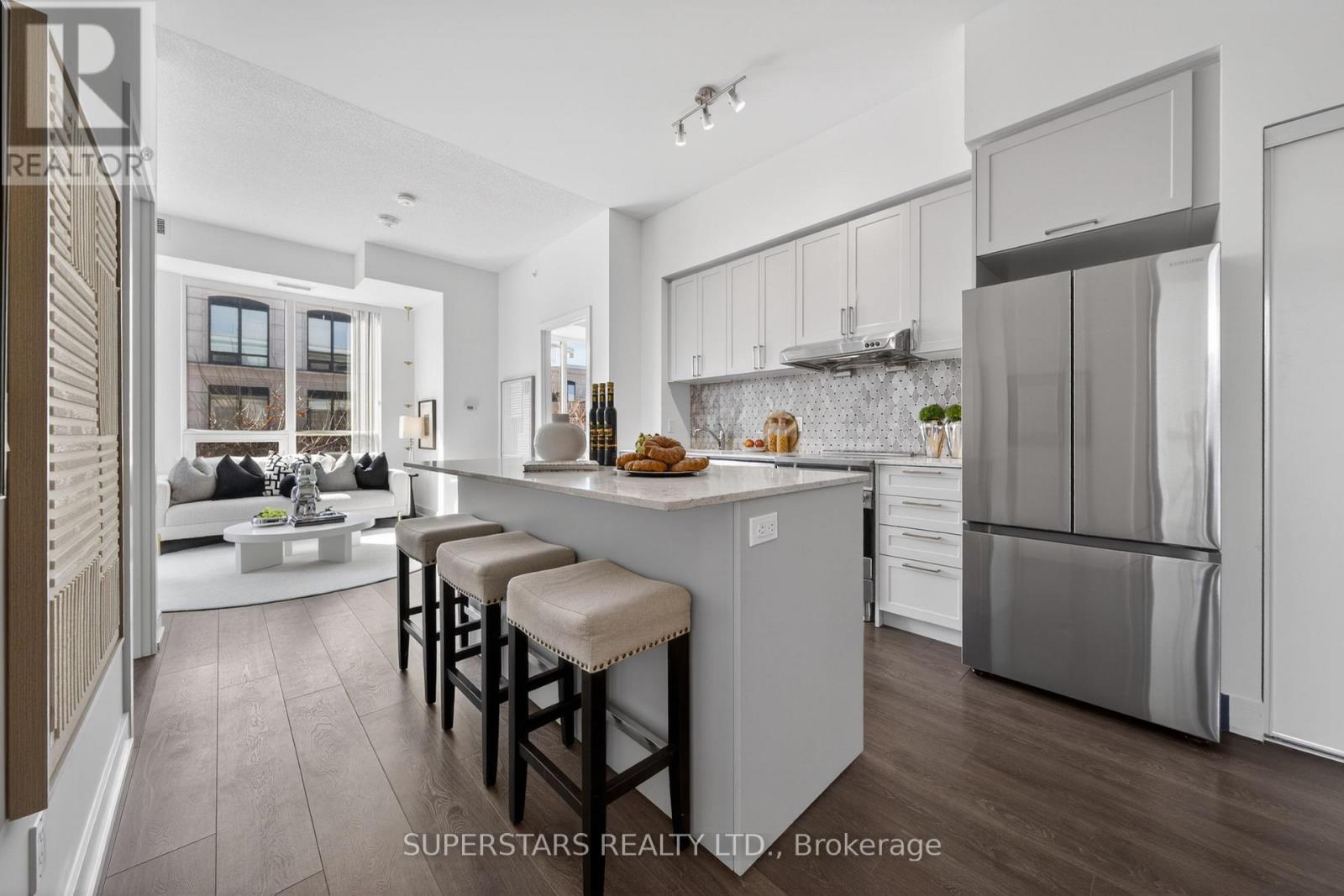 817 - 278 Buchanan Drive, Markham, Ontario  L3R 6J1 - Photo 6 - N12999434