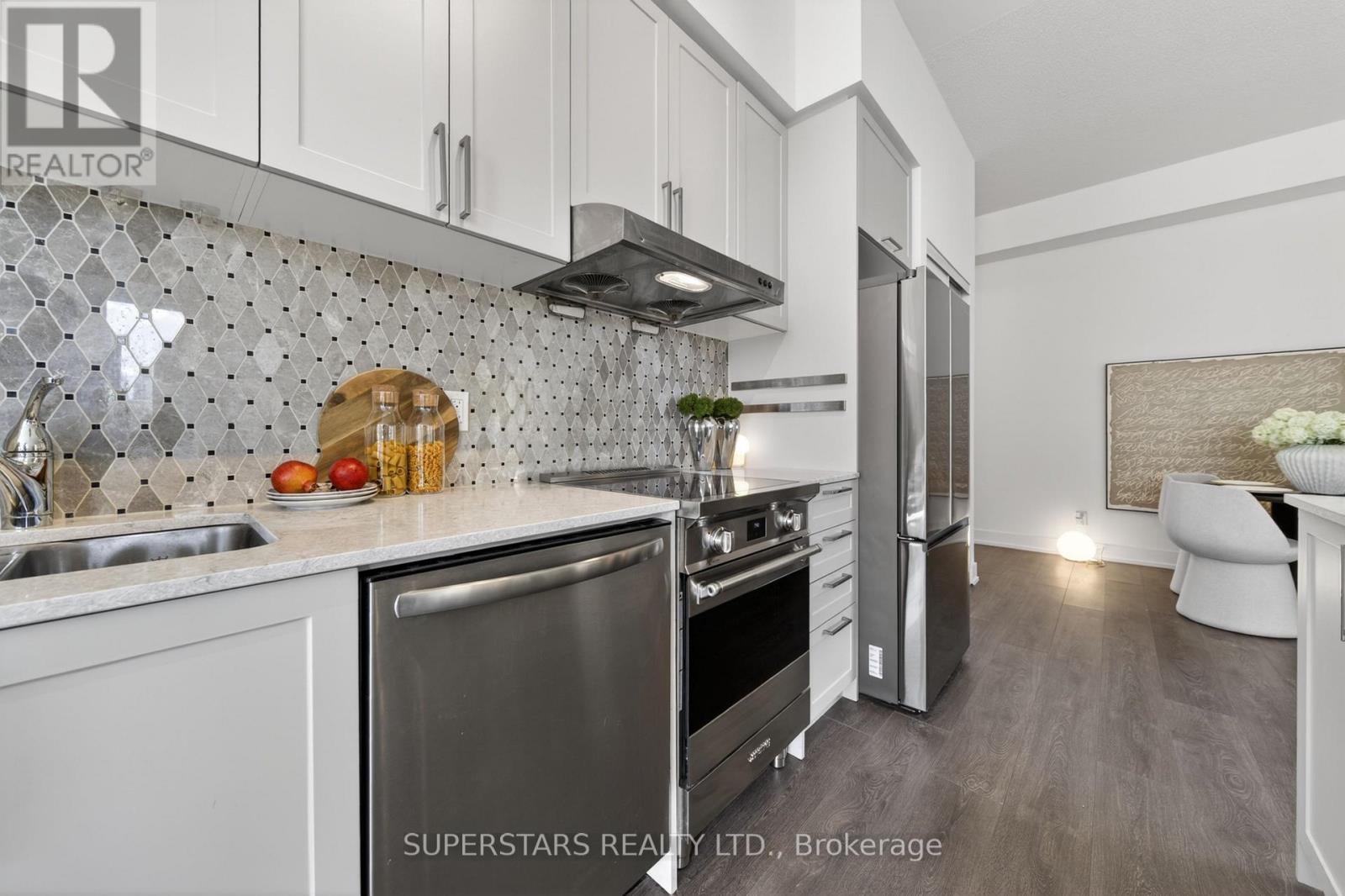 817 - 278 Buchanan Drive, Markham, Ontario  L3R 6J1 - Photo 8 - N12999434