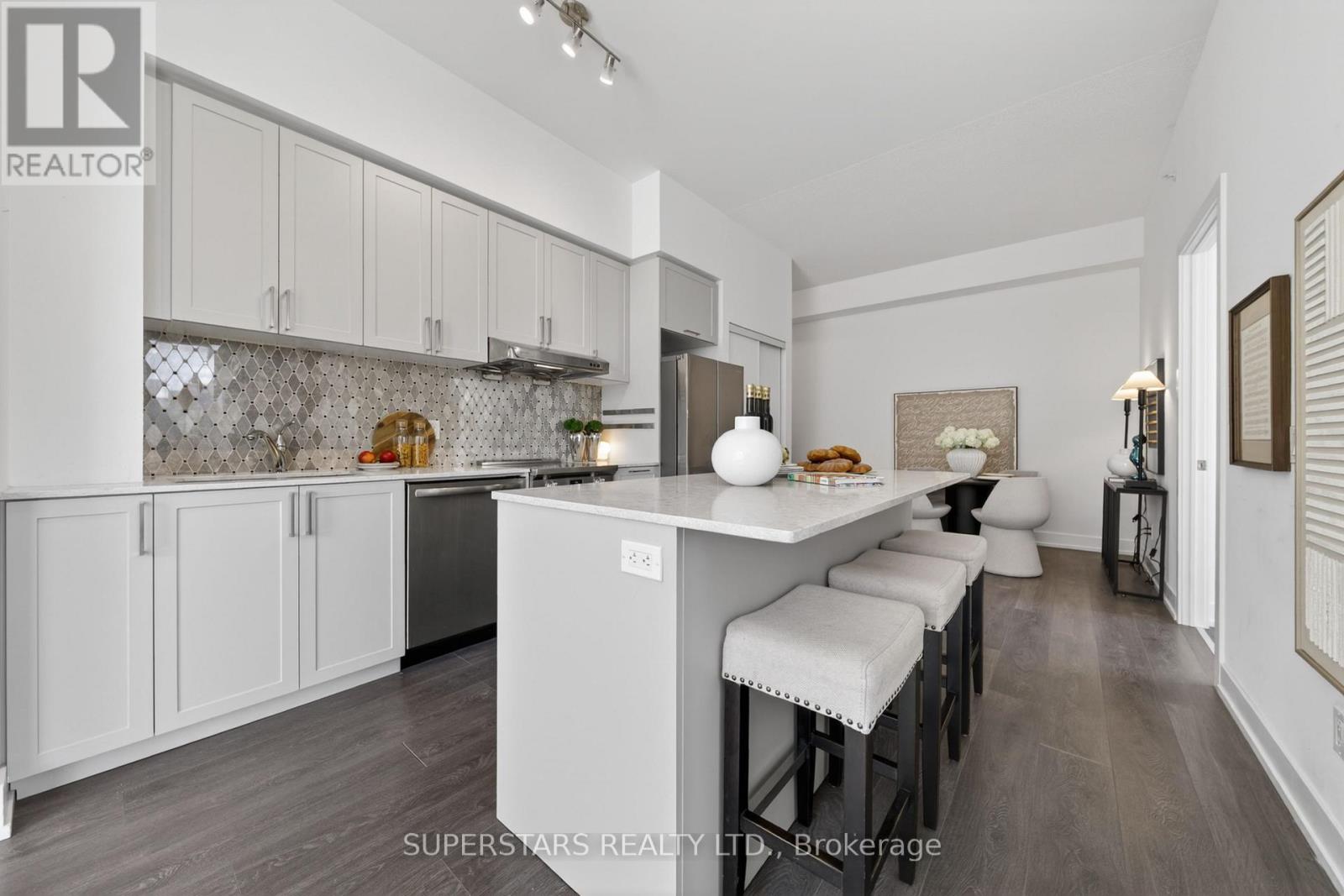 817 - 278 Buchanan Drive, Markham, Ontario  L3R 6J1 - Photo 9 - N12999434