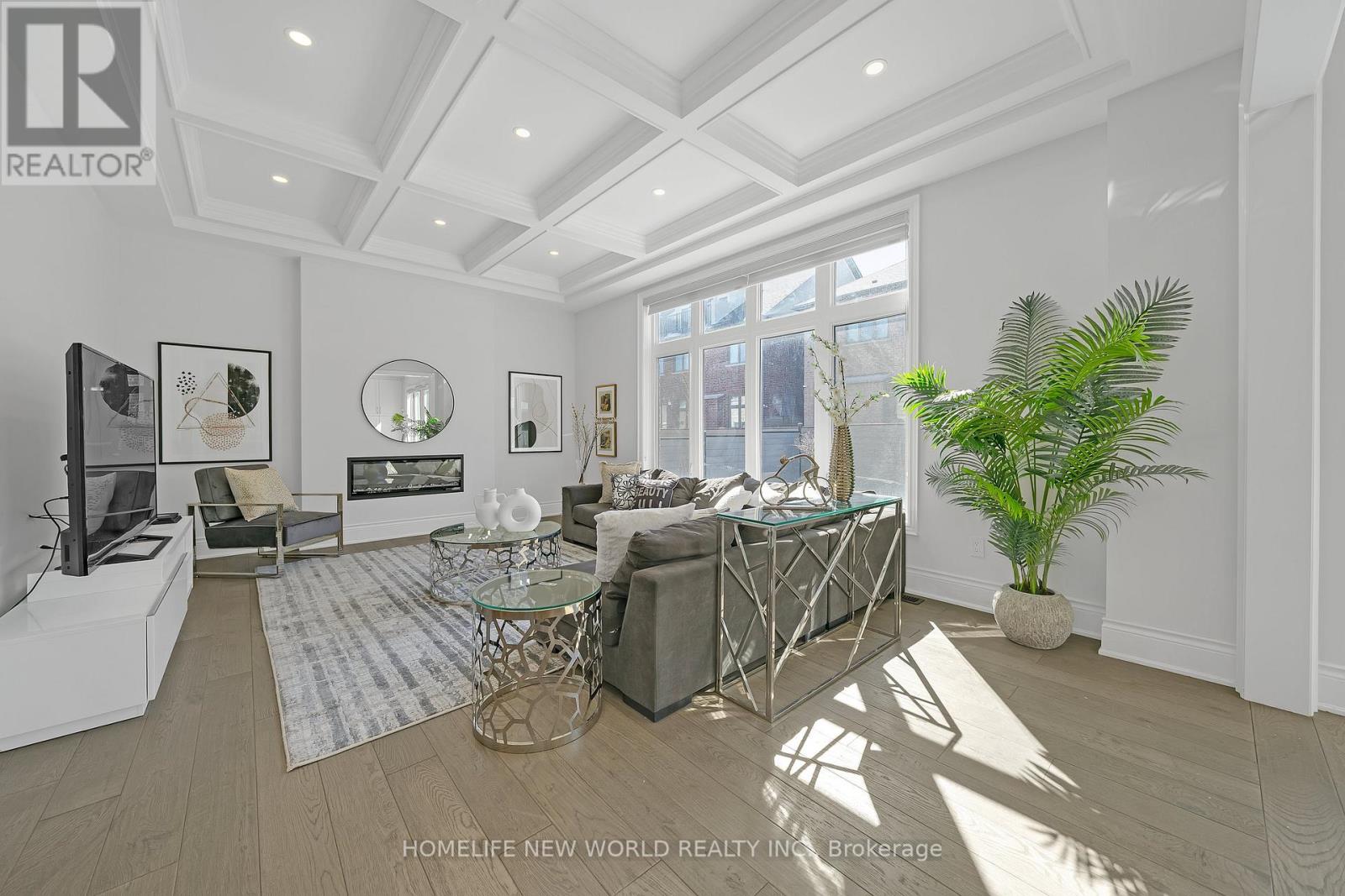 20 Planet Street, Richmond Hill, Ontario  L4C 4V8 - Photo 15 - N12999436