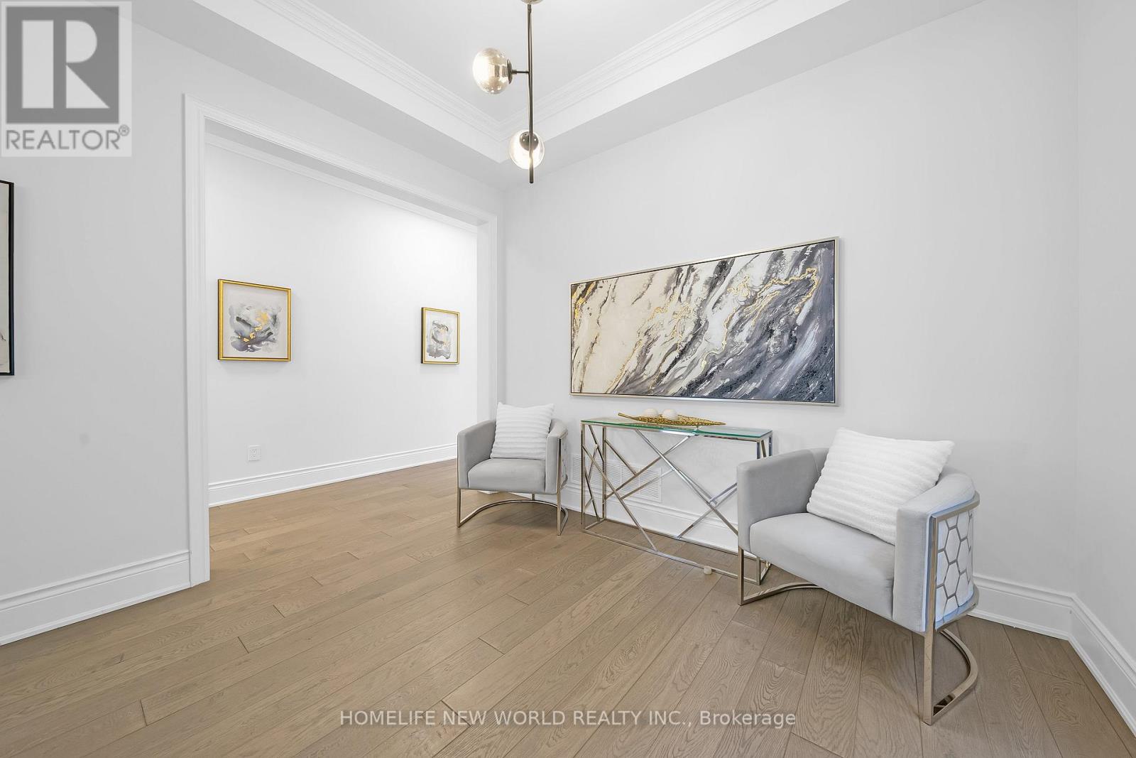 20 Planet Street, Richmond Hill, Ontario  L4C 4V8 - Photo 3 - N12999436