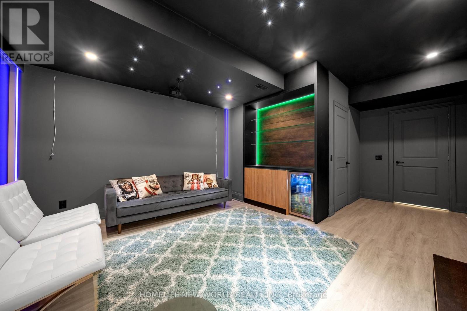 20 Planet Street, Richmond Hill, Ontario  L4C 4V8 - Photo 37 - N12999436