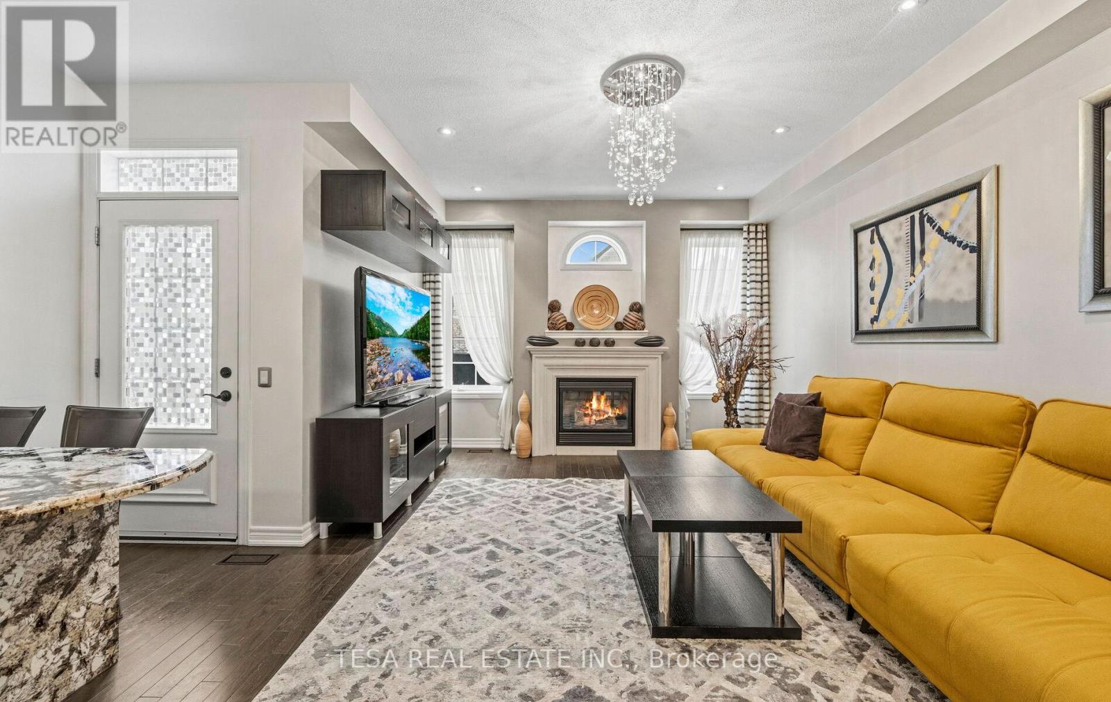 417 Lady Nadia Drive, Vaughan, Ontario L6A 4E8 - Photo 12 - N12999438