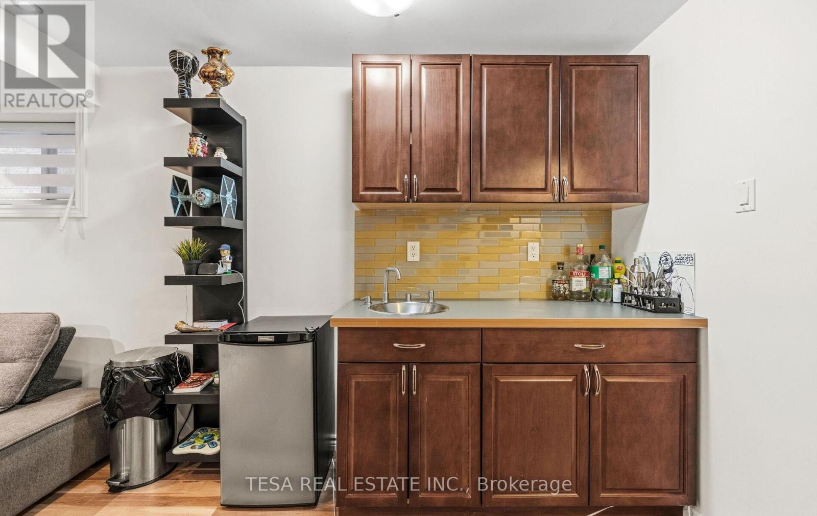 417 Lady Nadia Drive, Vaughan, Ontario L6A 4E8 - Photo 43 - N12999438