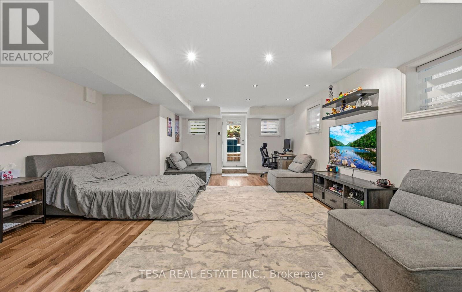 417 Lady Nadia Drive, Vaughan, Ontario L6A 4E8 - Photo 44 - N12999438