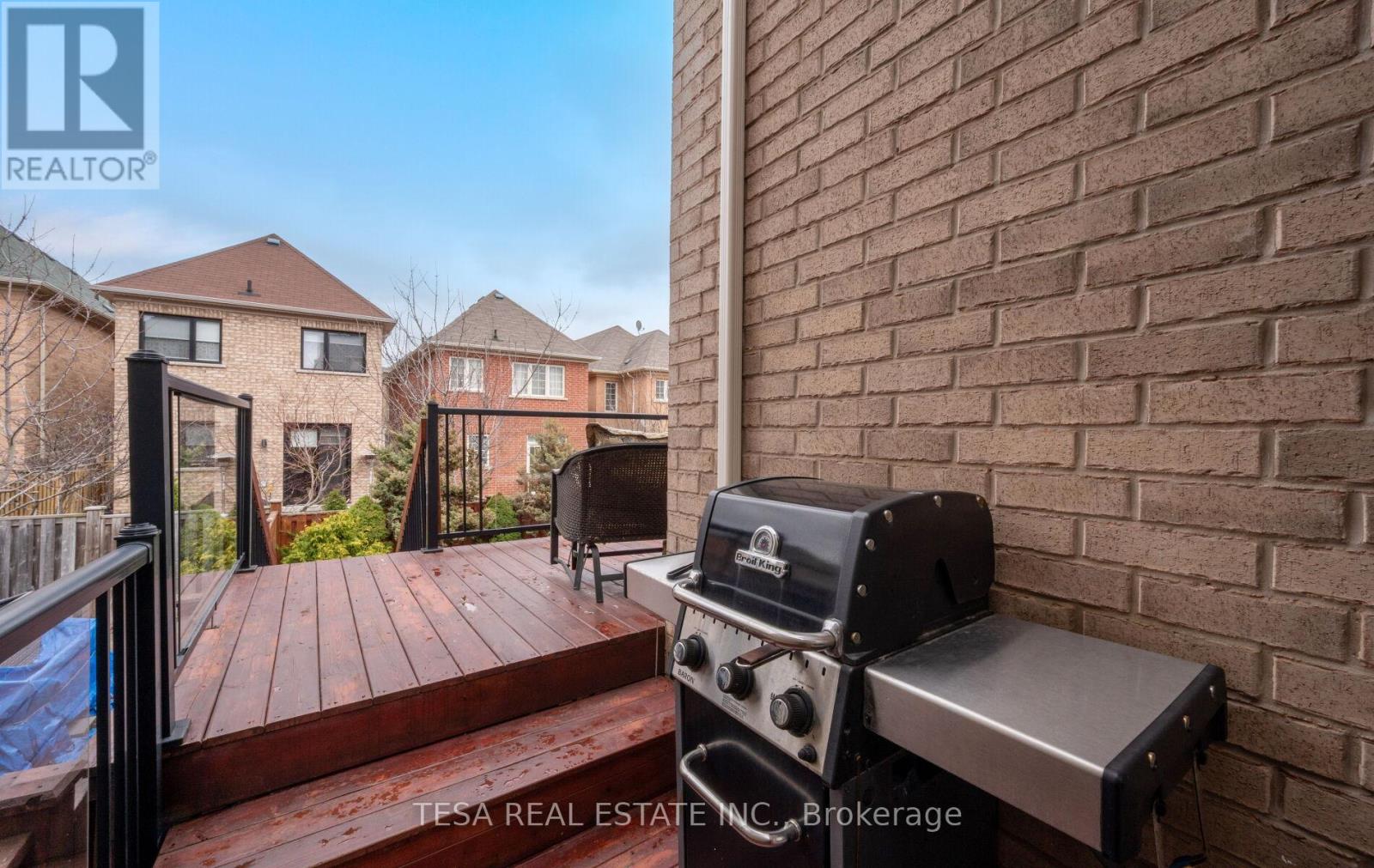 417 Lady Nadia Drive, Vaughan, Ontario L6A 4E8 - Photo 50 - N12999438