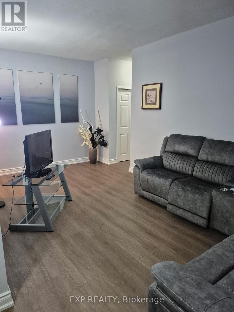 508 - 2485 Woking Crescent, Mississauga, Ontario  L5K 1Z6 - Photo 16 - W12999394