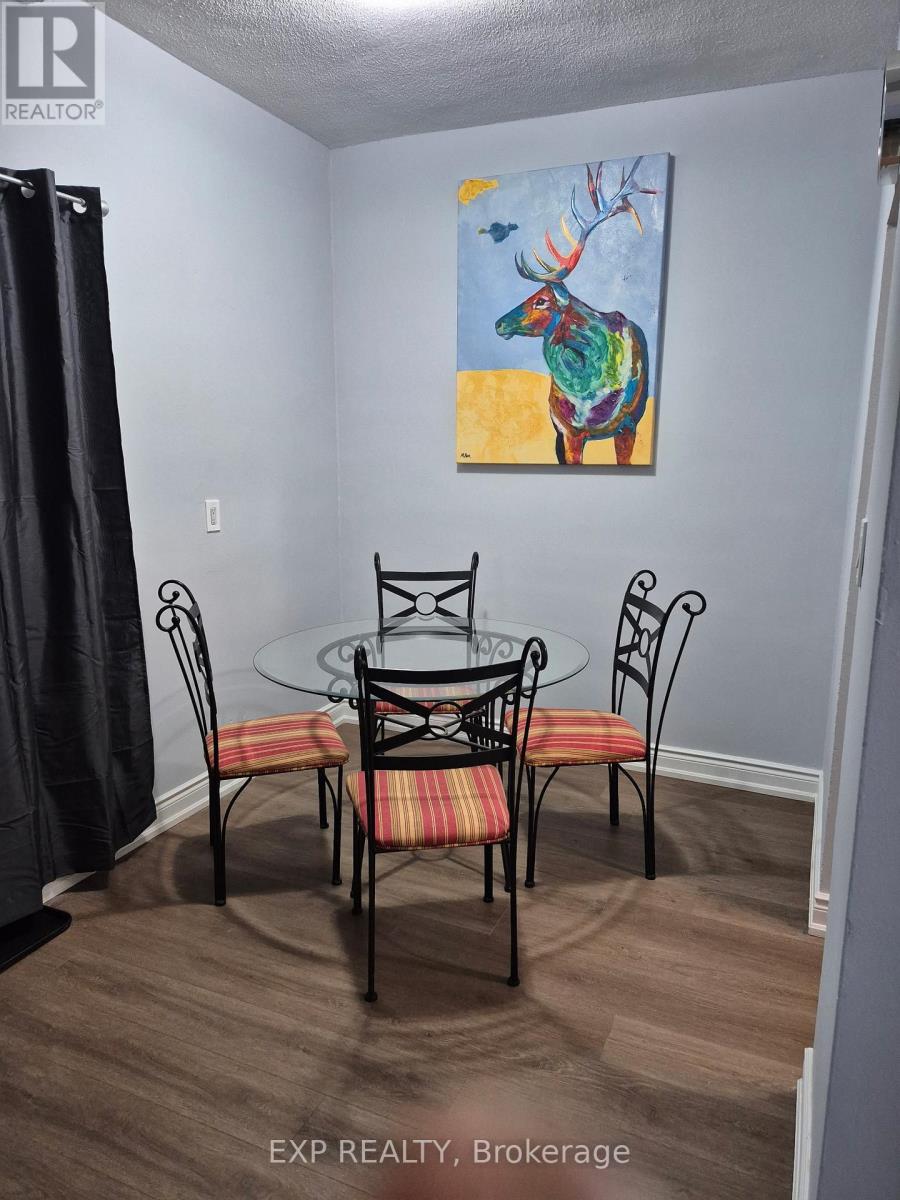 508 - 2485 Woking Crescent, Mississauga, Ontario  L5K 1Z6 - Photo 17 - W12999394