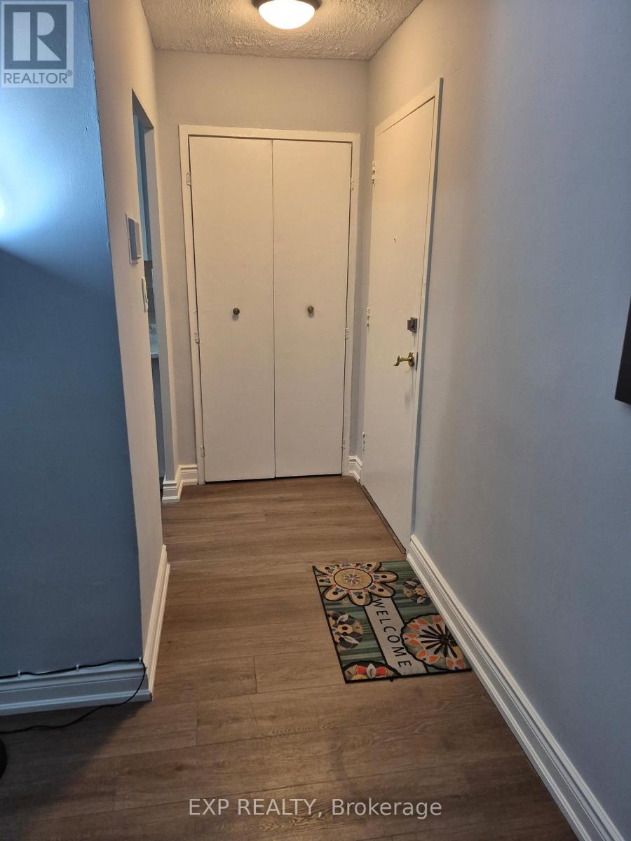 508 - 2485 Woking Crescent, Mississauga, Ontario  L5K 1Z6 - Photo 19 - W12999394