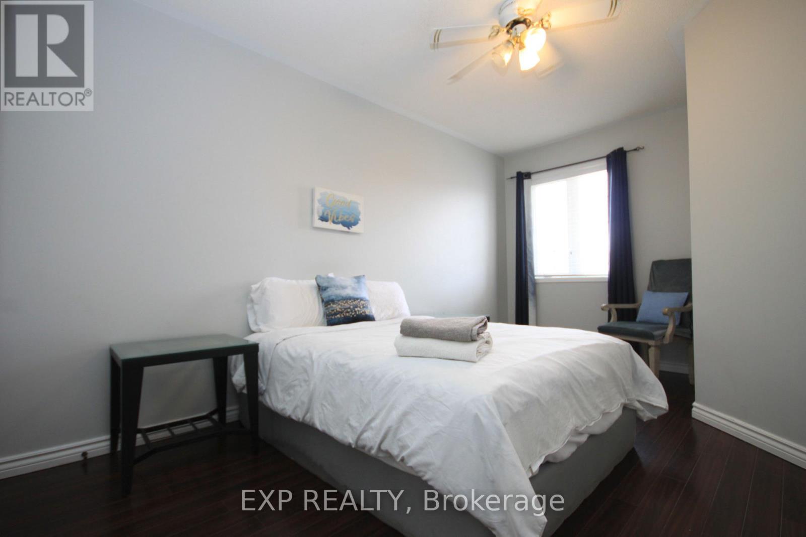 1318 Mowat Lane, Milton, Ontario  L9T 6C2 - Photo 13 - W12999408