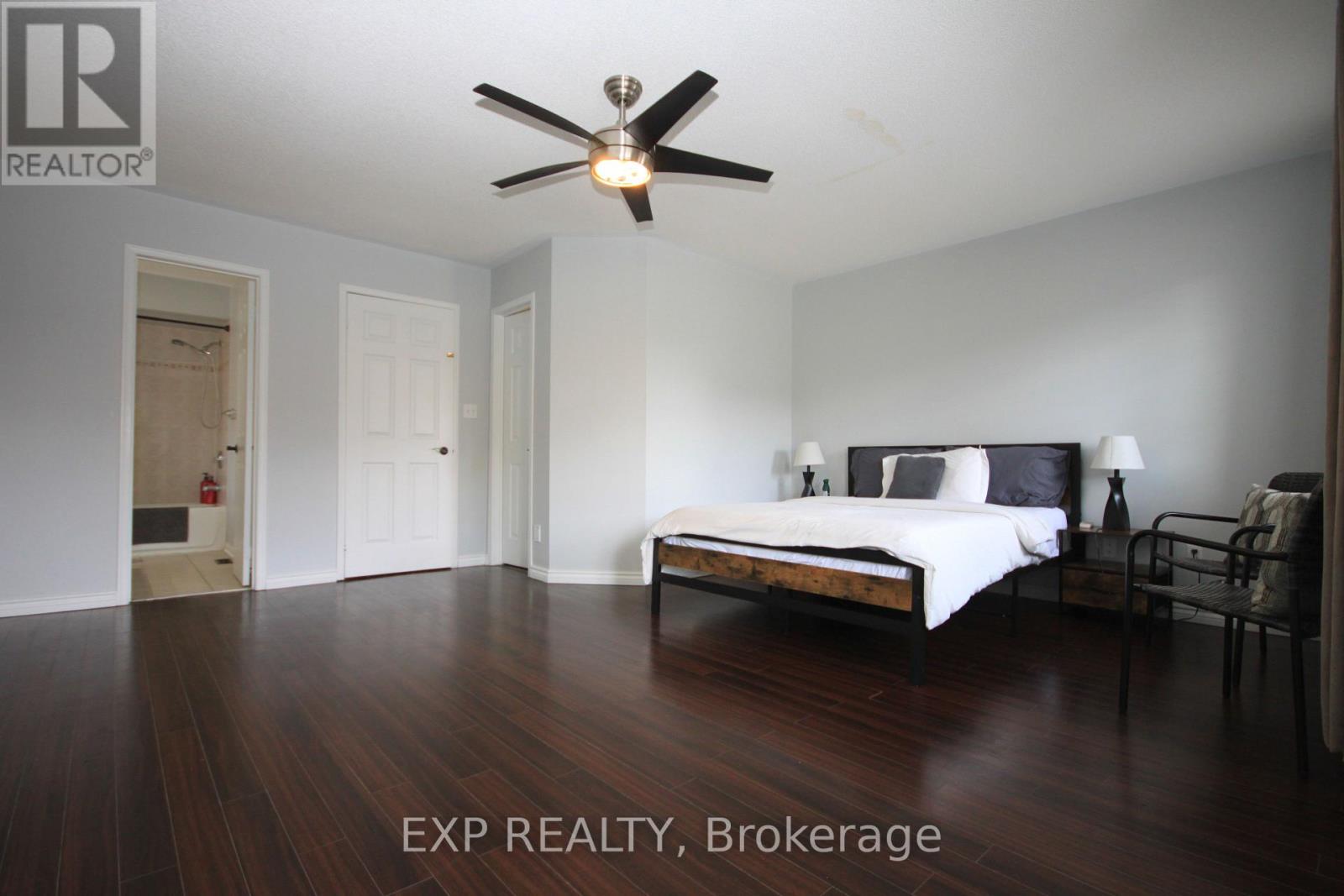 1318 Mowat Lane, Milton, Ontario  L9T 6C2 - Photo 17 - W12999408