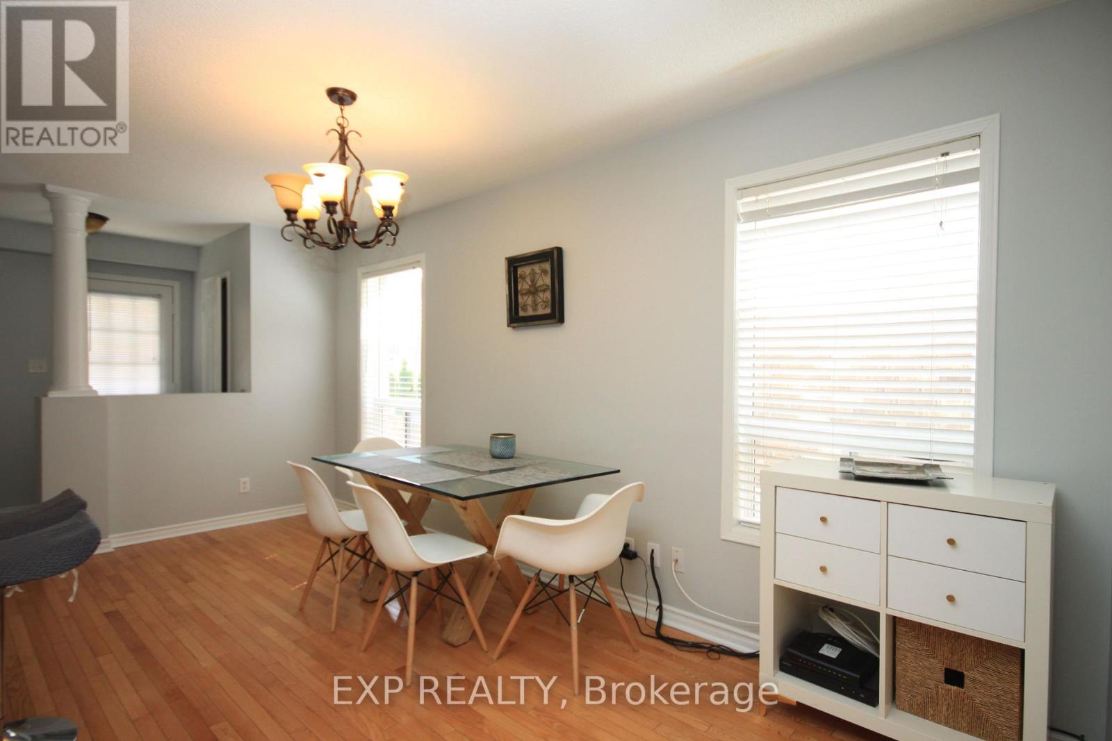 1318 Mowat Lane, Milton, Ontario  L9T 6C2 - Photo 6 - W12999408