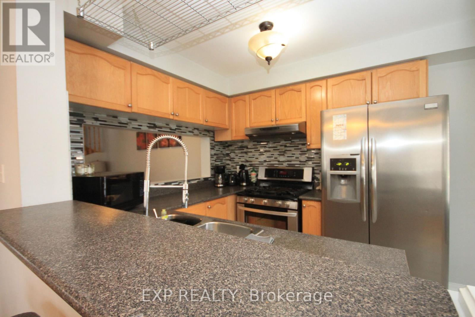 1318 Mowat Lane, Milton, Ontario  L9T 6C2 - Photo 8 - W12999408