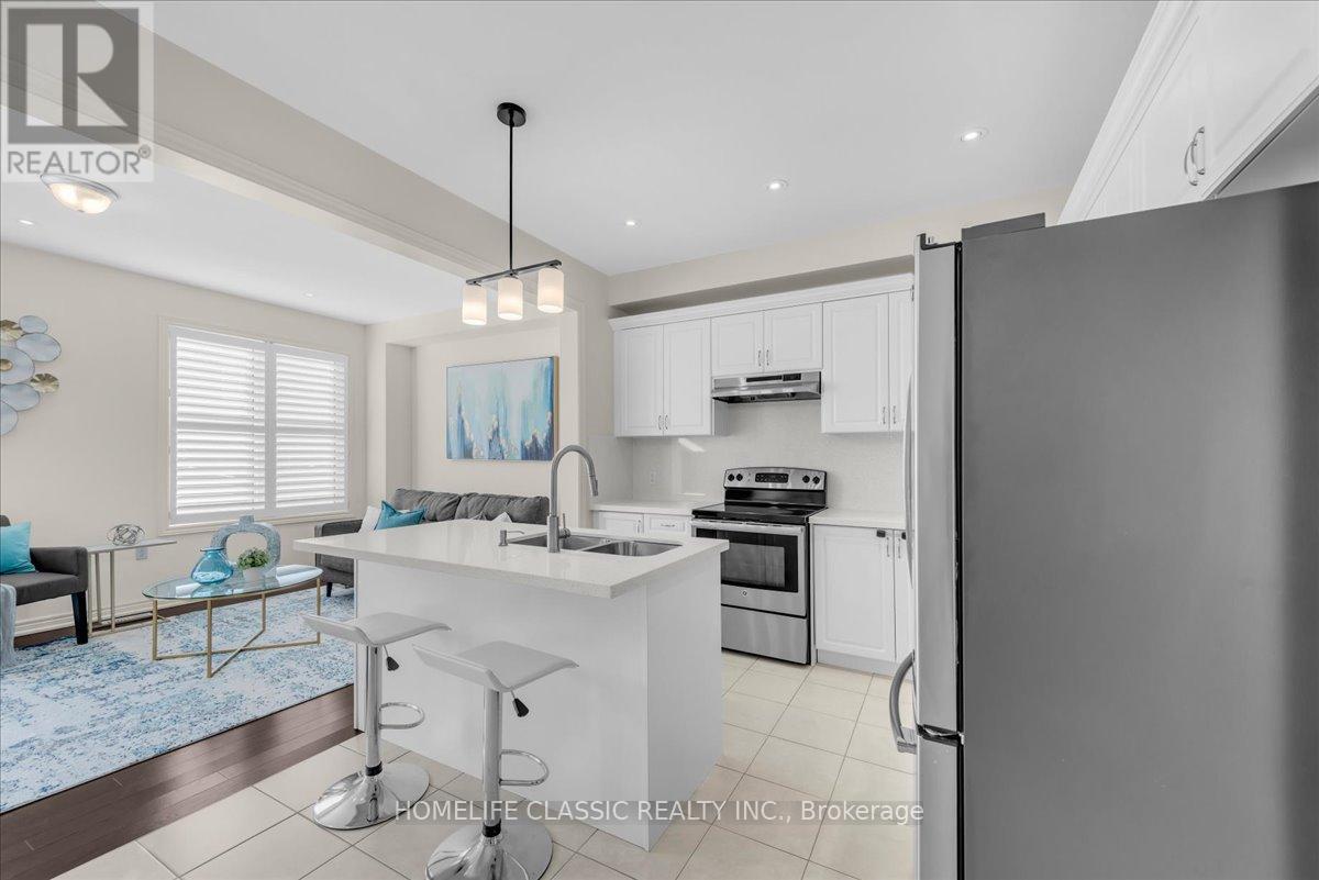 82 Blackberry Valley Crescent, Caledon, Ontario  L7C 3Z8 - Photo 9 - W12999418