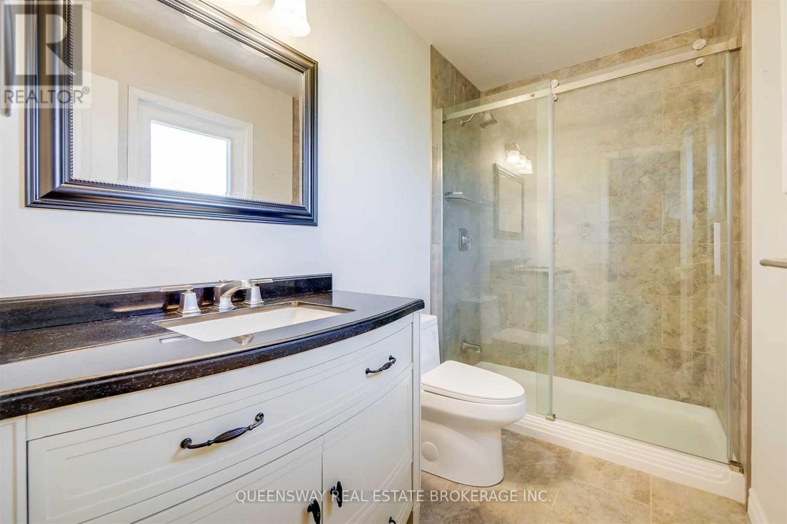 20 Hesketh Court, Caledon, Ontario  L7C 1C6 - Photo 17 - W12999426