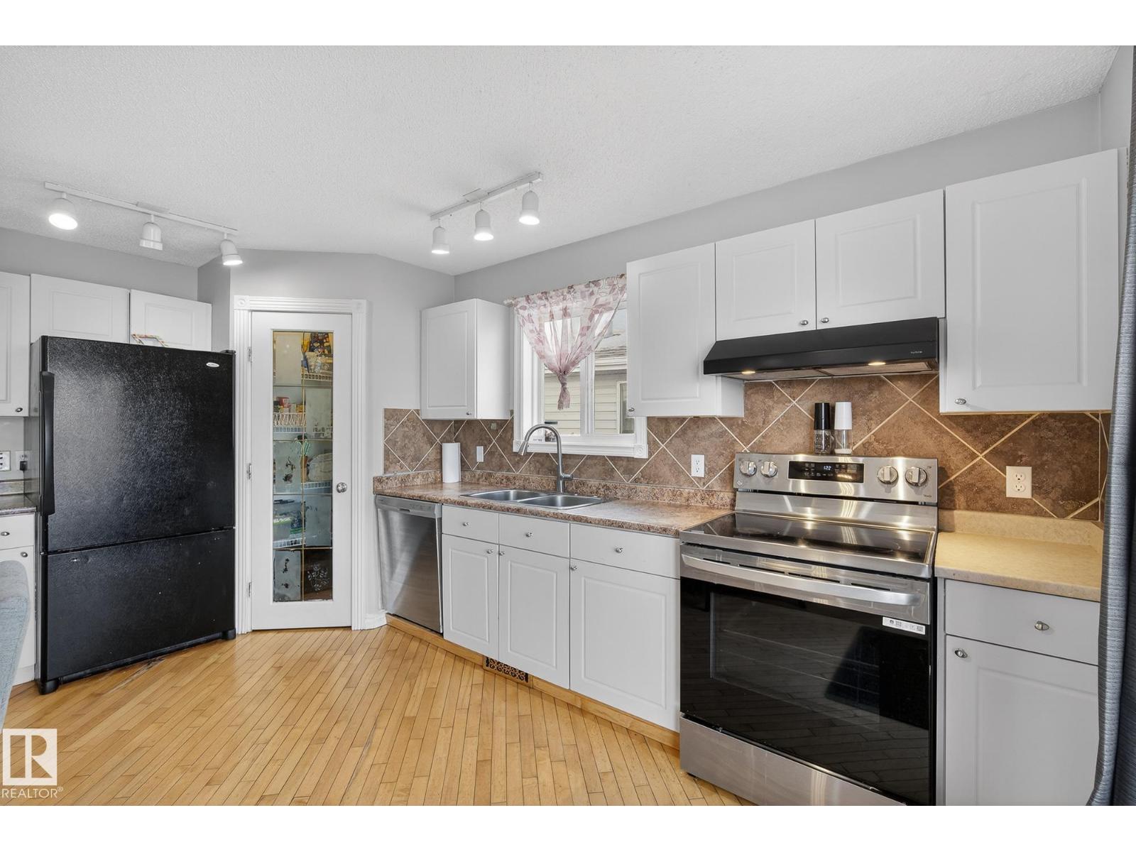 Lorem Ipsum Do, Edmonton, Alberta  T5Y  - Photo 6 - DEMO29496910