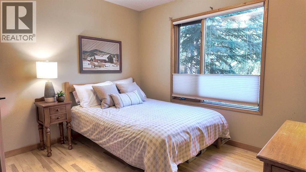 226 Lady Macdonald Drive, Canmore, Alberta  T1W 1H3 - Photo 16 - A2301104