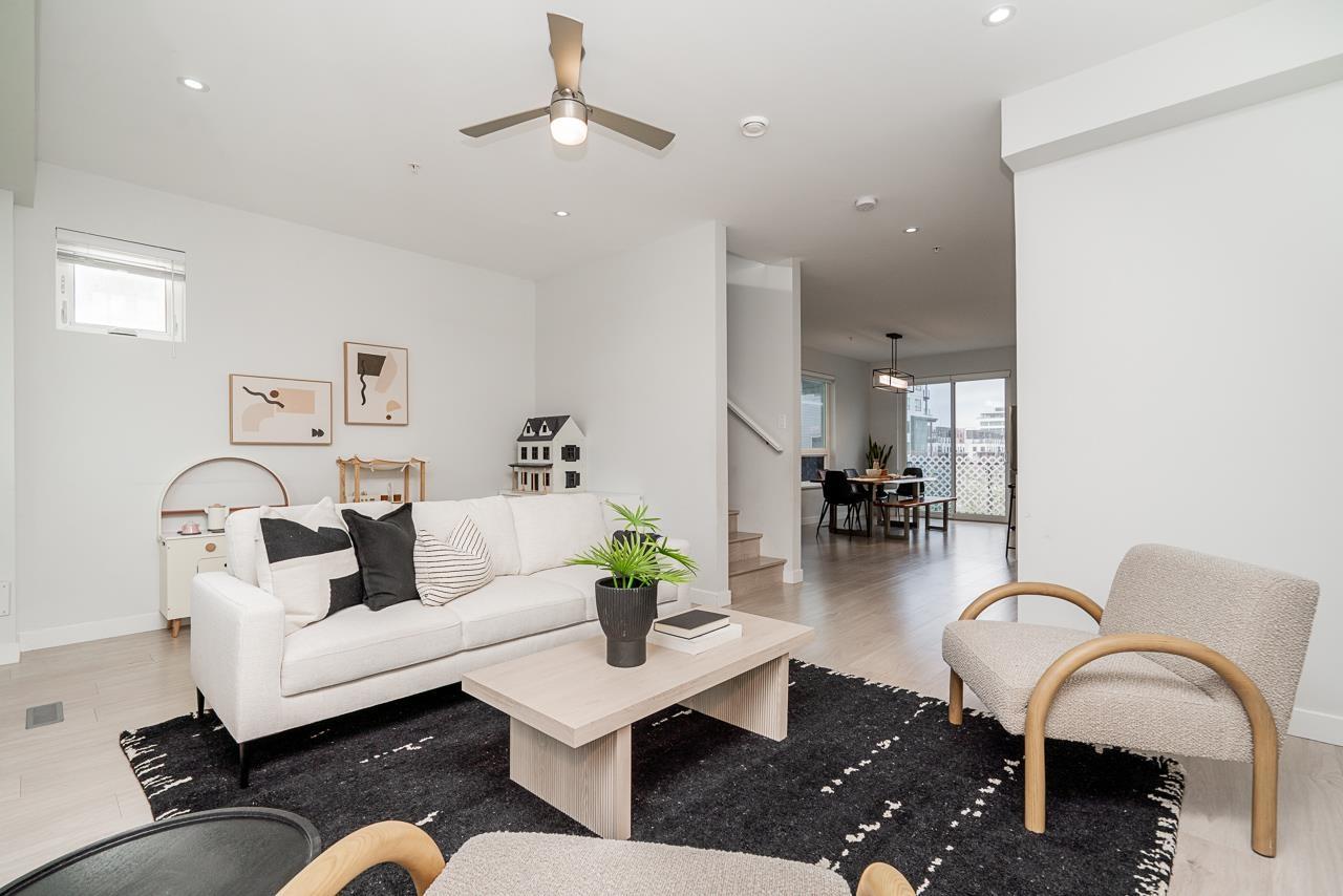 9 20057 82 Avenue, Langley, British Columbia  V2Y 3S4 - Photo 3 - R3110614