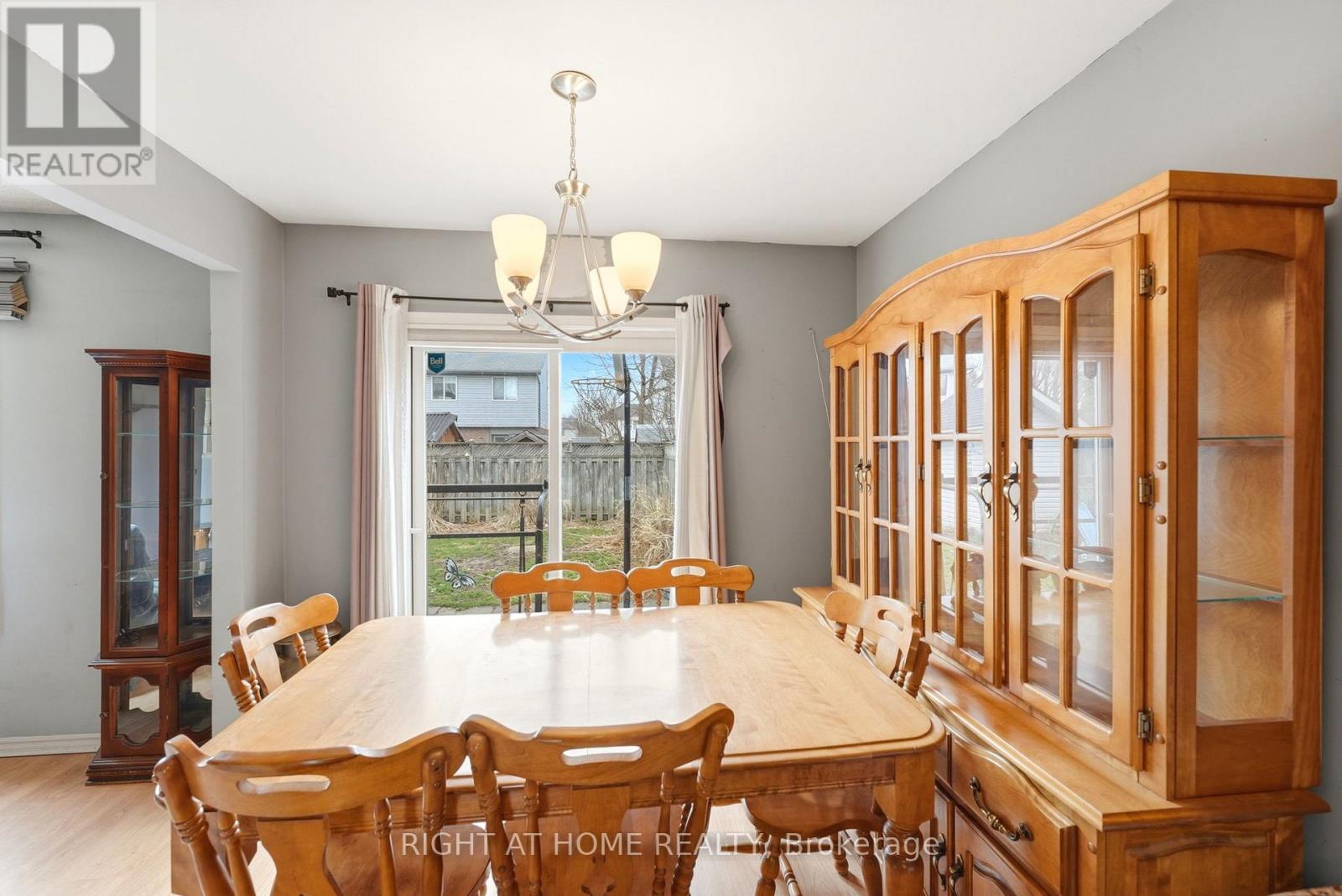 32 Bowcott Crescent, London East, Ontario  N5V 4W8 - Photo 18 - X12999440