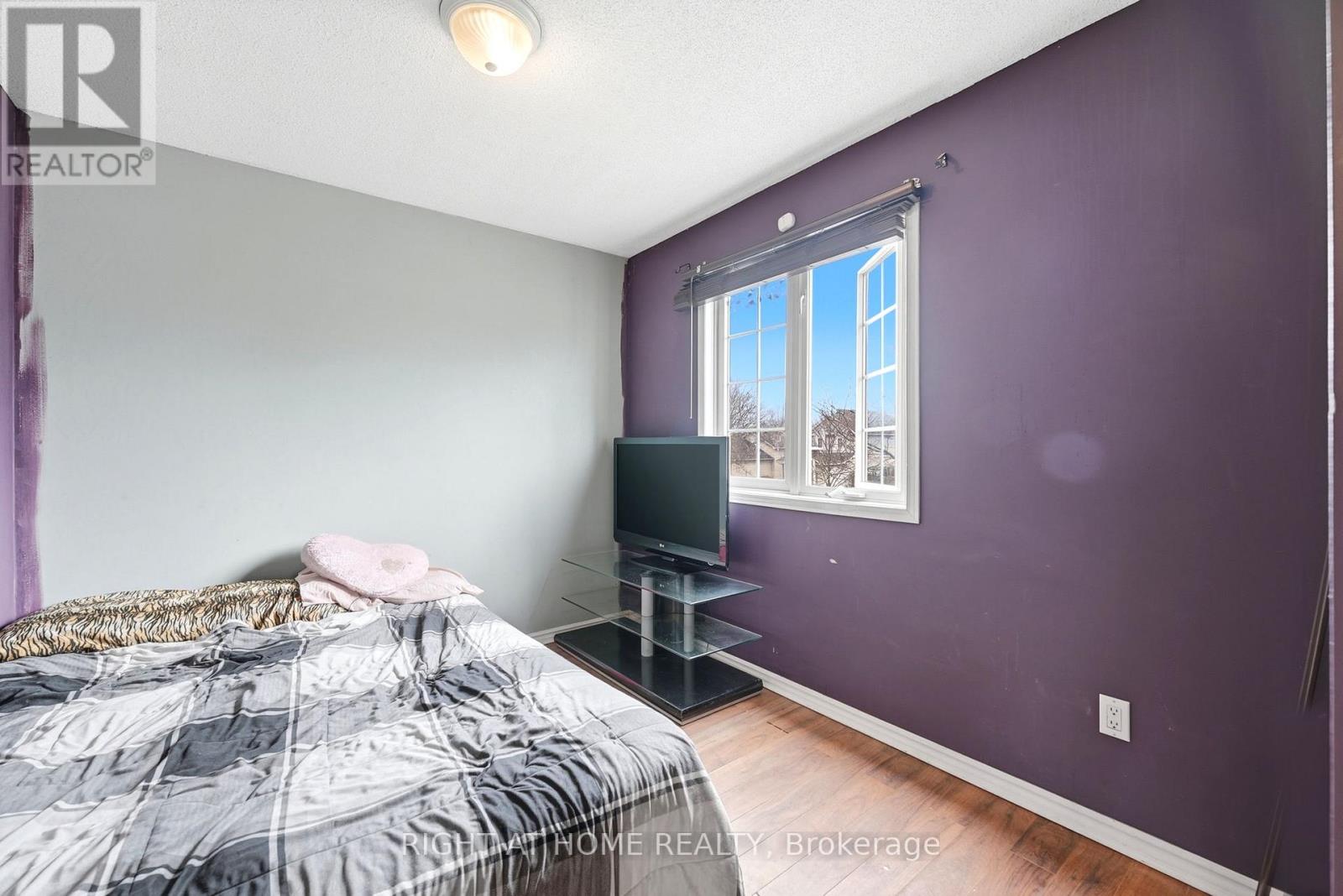 32 Bowcott Crescent, London East, Ontario  N5V 4W8 - Photo 28 - X12999440