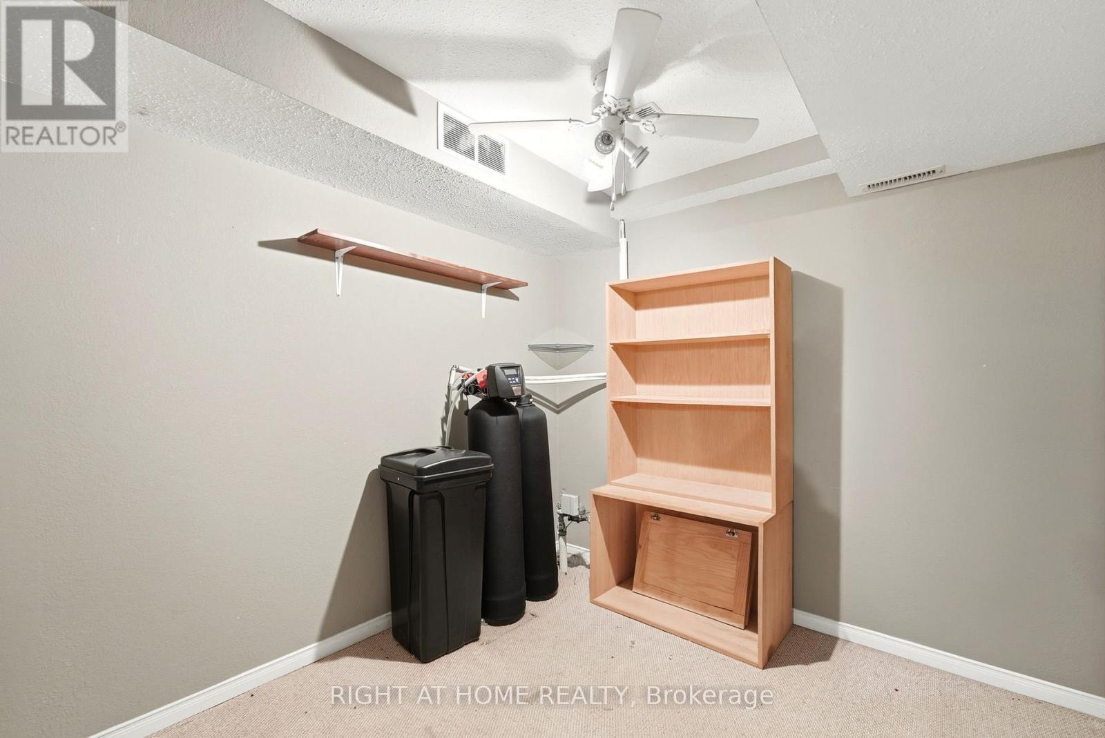 32 Bowcott Crescent, London East, Ontario  N5V 4W8 - Photo 34 - X12999440