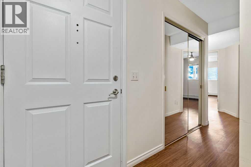 3212 Hawksbrow Point Nw, Calgary, Alberta  T3G 4C9 - Photo 5 - A2300428