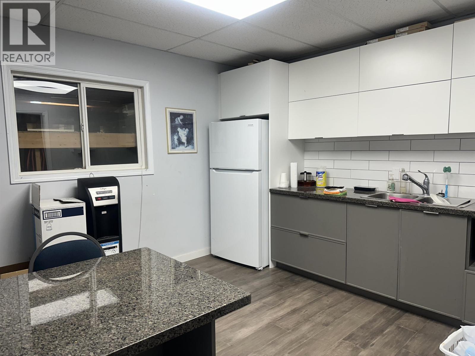 1682 Booth Avenue, Coquitlam, British Columbia  V3K 1B9 - Photo 5 - C8077661