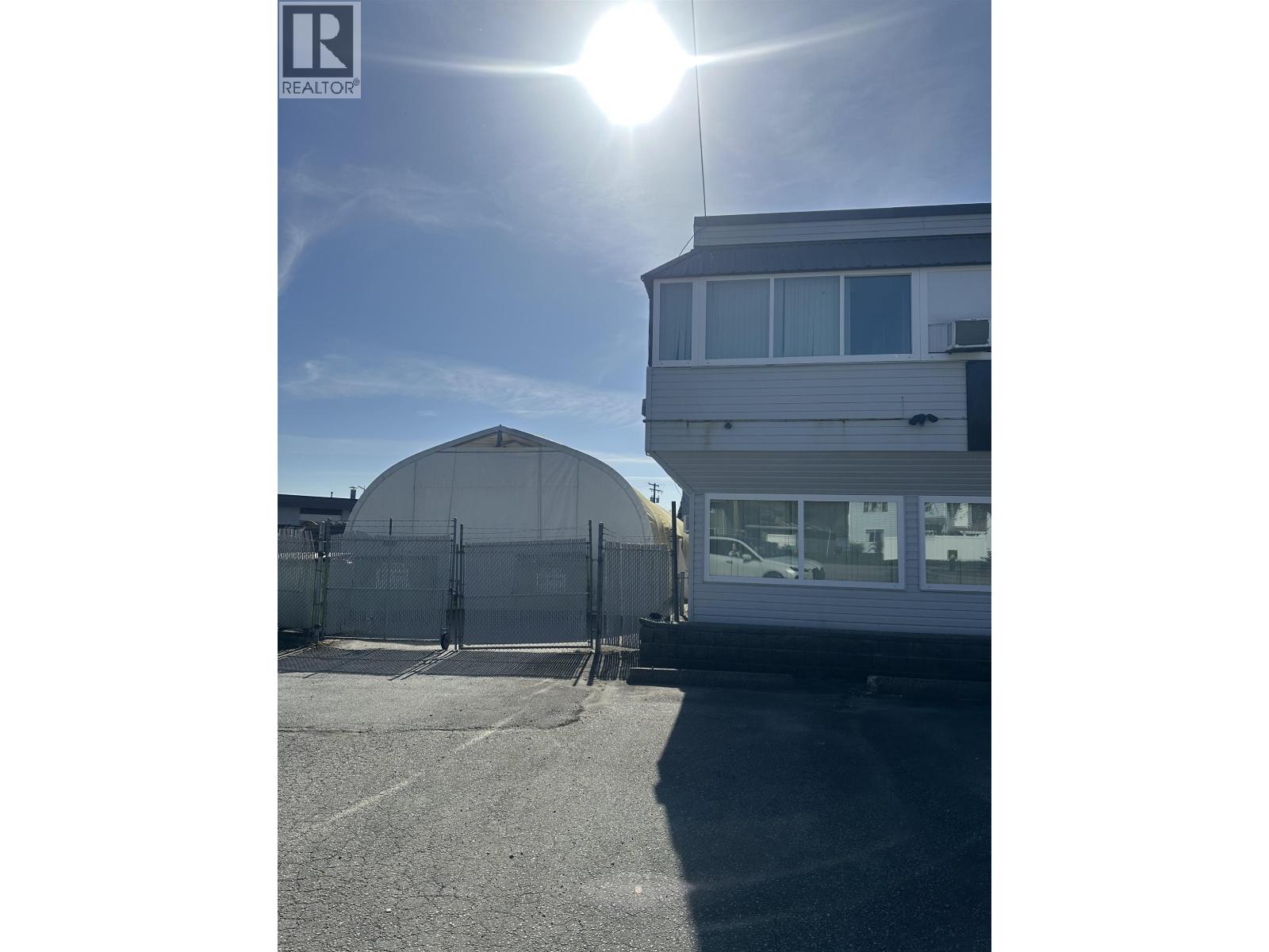 1682 Booth Avenue, Coquitlam, British Columbia  V3K 1B9 - Photo 2 - C8077661