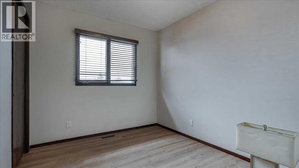 19 Bettenson Street, Red Deer, Alberta  T4R 1J5 - Photo 15 - A2299017