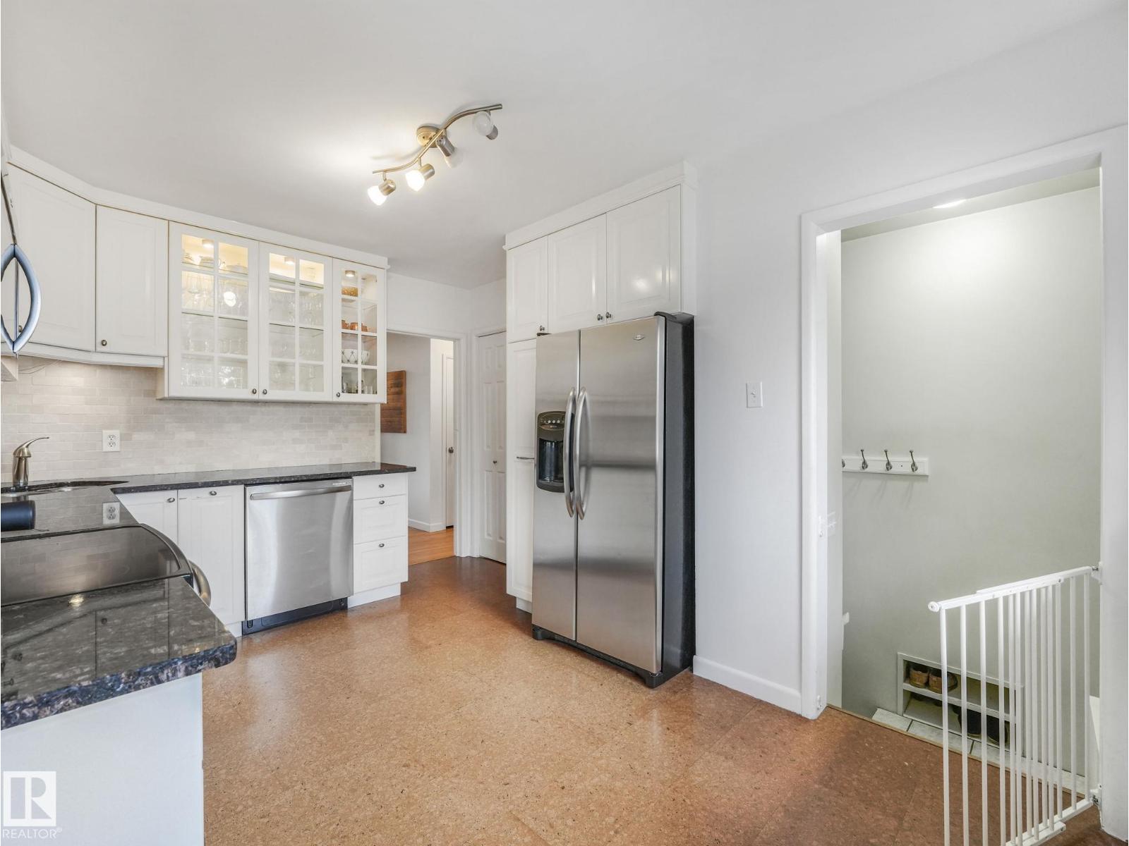 9419 145 St Nw, Edmonton, Alberta  T5R 0V3 - Photo 14 - E4482282