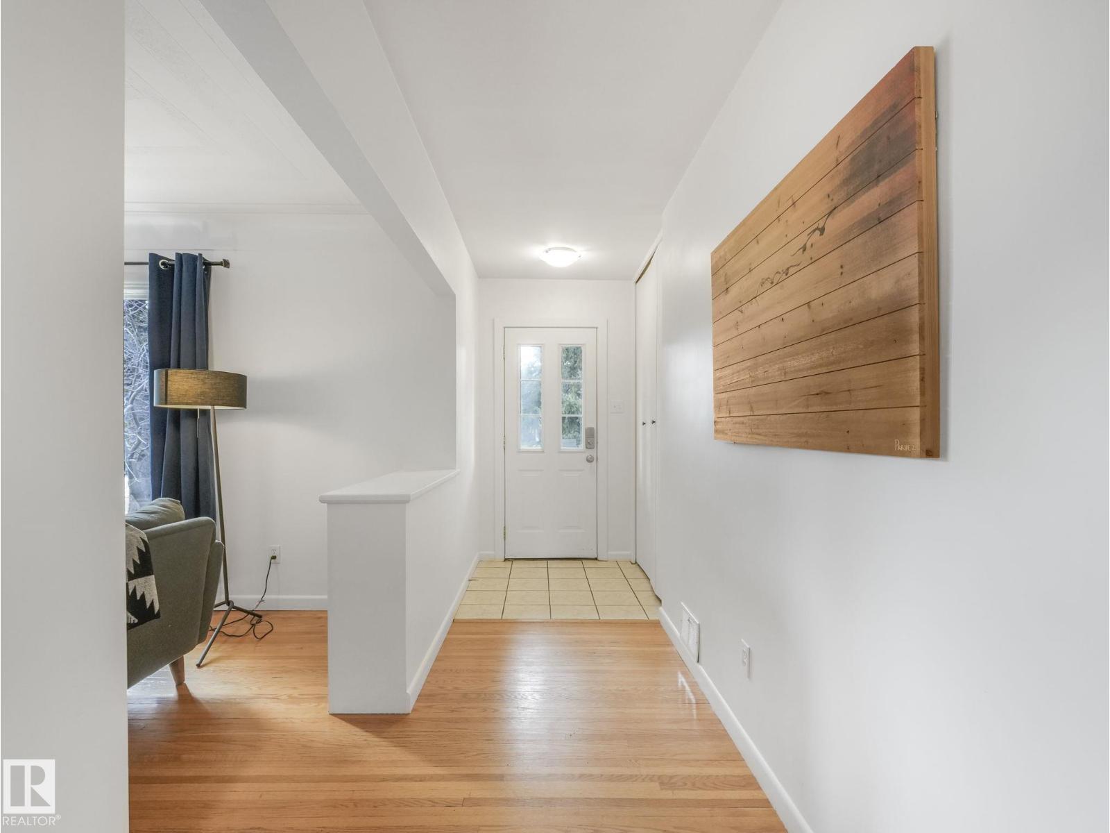 9419 145 St Nw, Edmonton, Alberta  T5R 0V3 - Photo 3 - E4482282