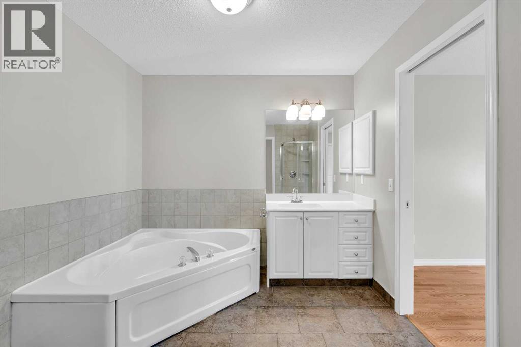 362 Regal Park Ne, Calgary, Alberta  T2E 0S6 - Photo 24 - A2301572