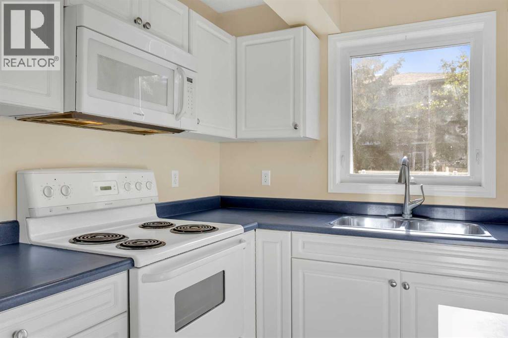 362 Regal Park Ne, Calgary, Alberta  T2E 0S6 - Photo 8 - A2301572