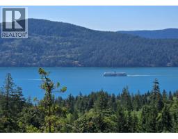 Lot 33 FIRCOM PLATEAU, Gambier Island, British Columbia