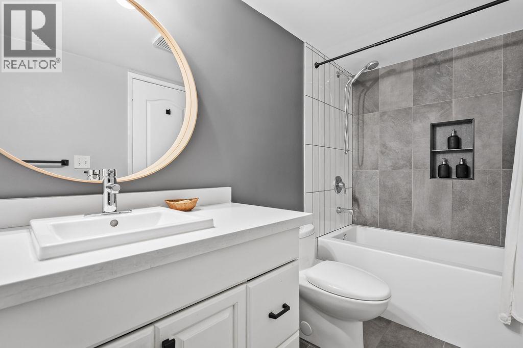 305 3275 Mountain Highway, North Vancouver, British Columbia  V7K 2H4 - Photo 20 - R3110997