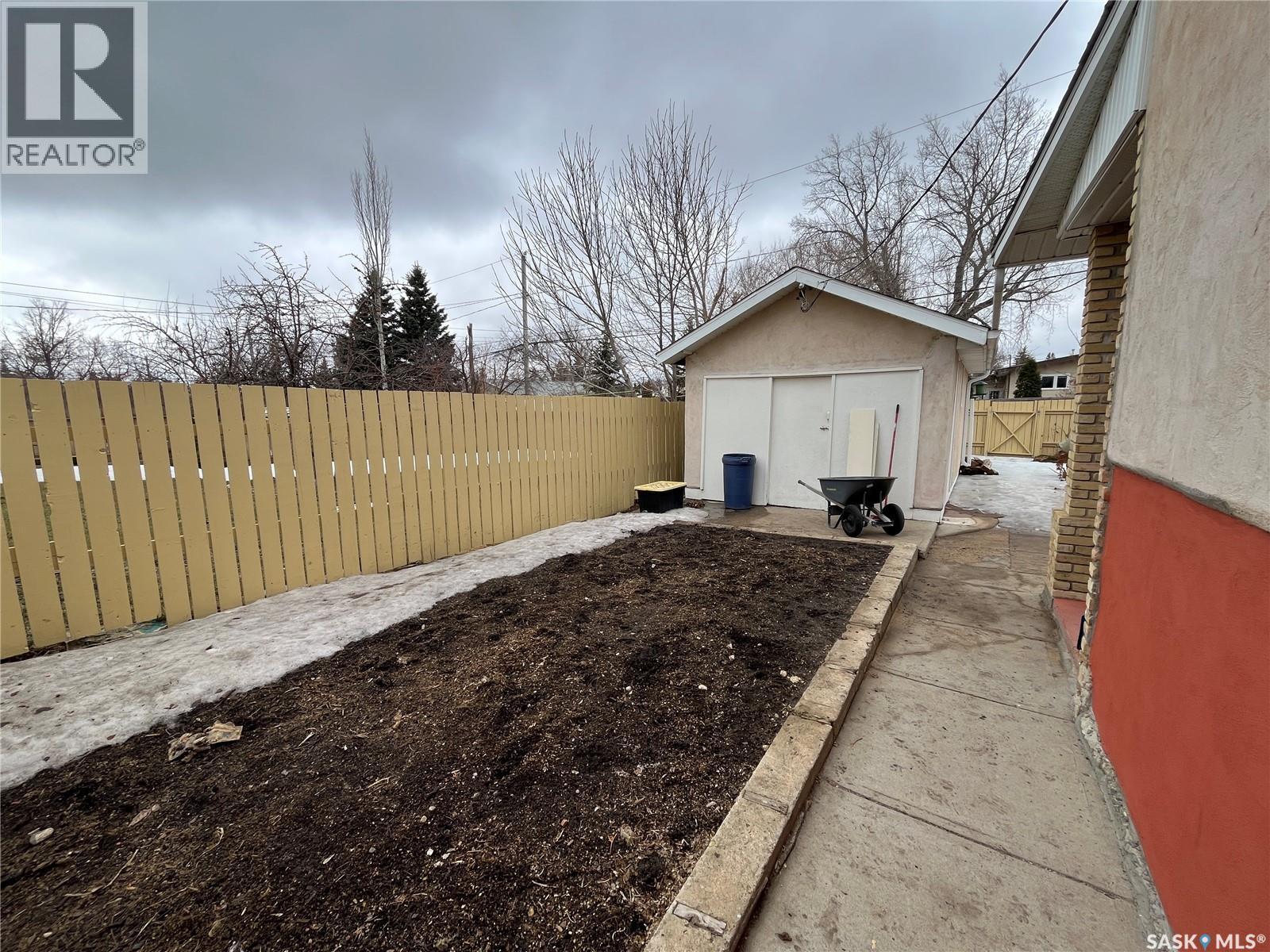 1131 111th Street, North Battleford, Saskatchewan  S9A 2K4 - Photo 28 - SK032810