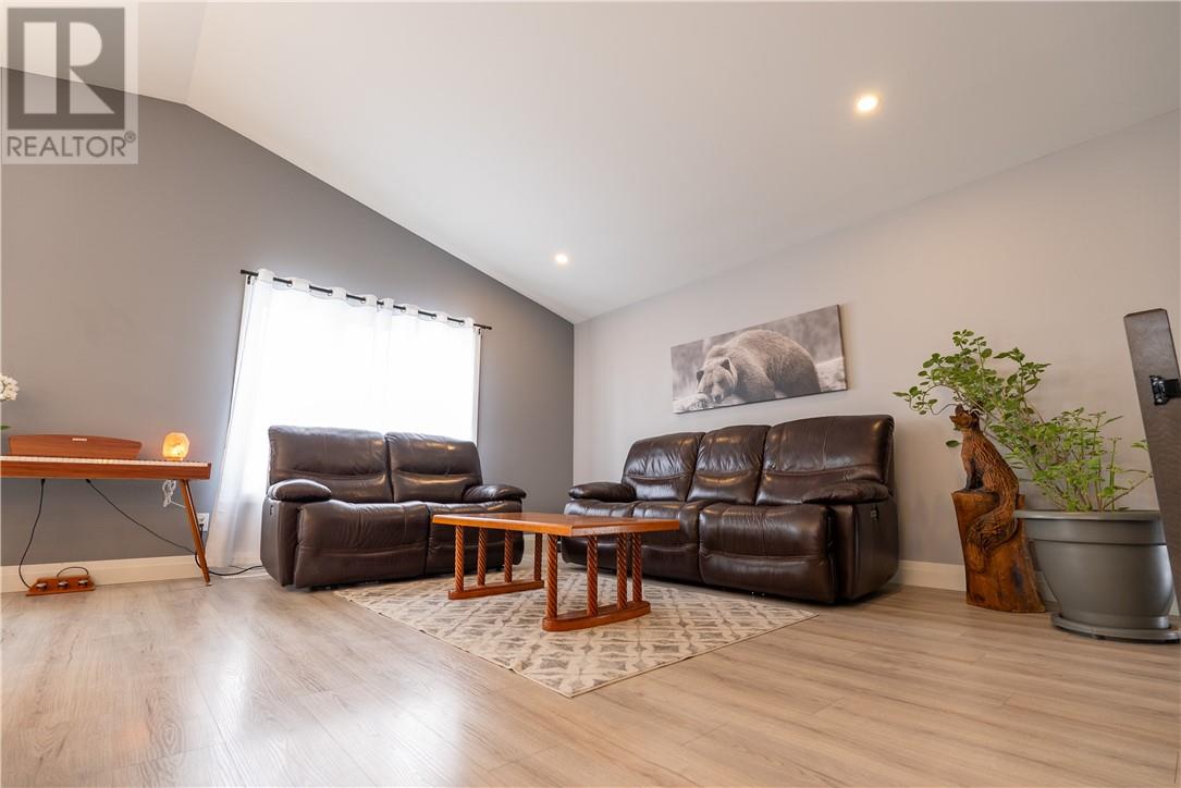 4386 Larocque Avenue, Hanmer, Ontario  P3P 0C9 - Photo 24 - 2126883