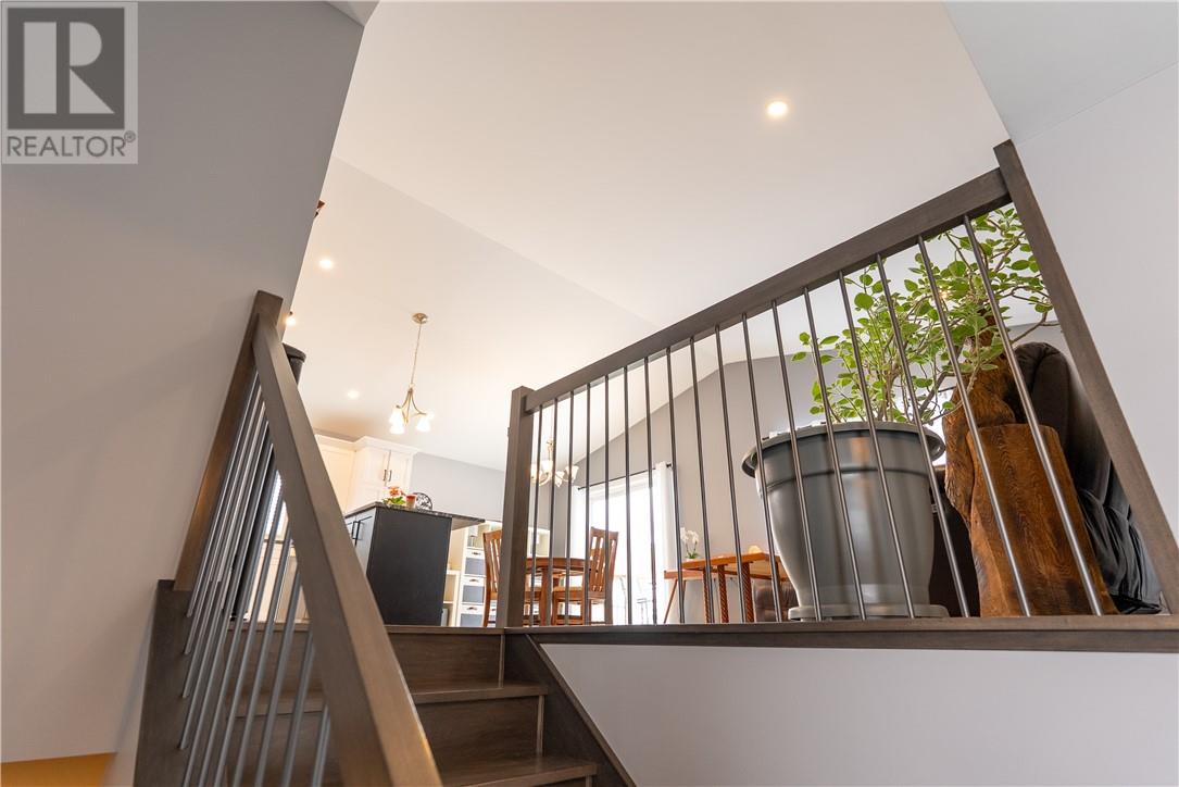 4386 Larocque Avenue, Hanmer, Ontario  P3P 0C9 - Photo 5 - 2126883