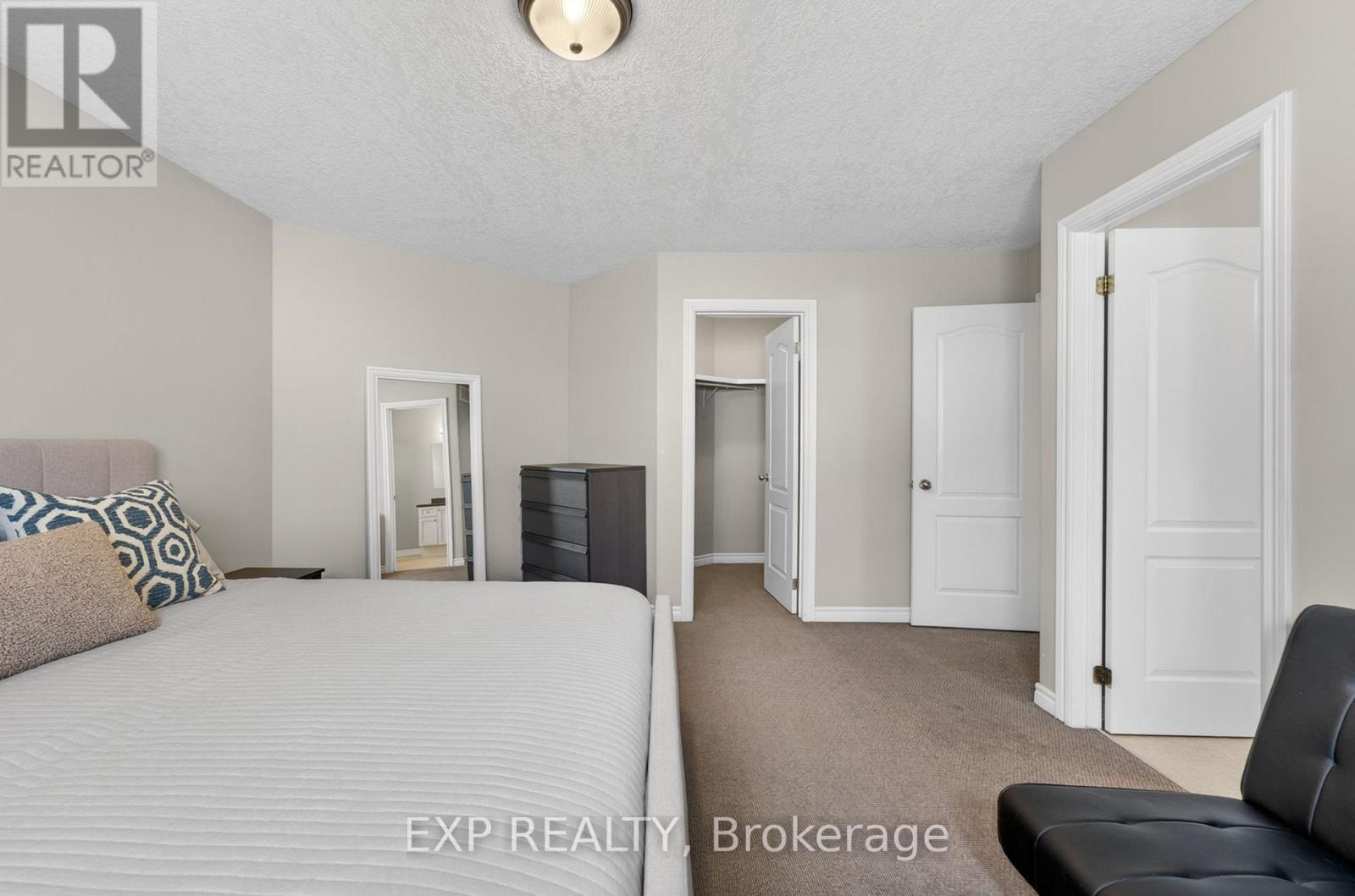 57 Lake Breeze Court, Prince Edward County, Ontario  K0K 3L0 - Photo 16 - X12999482