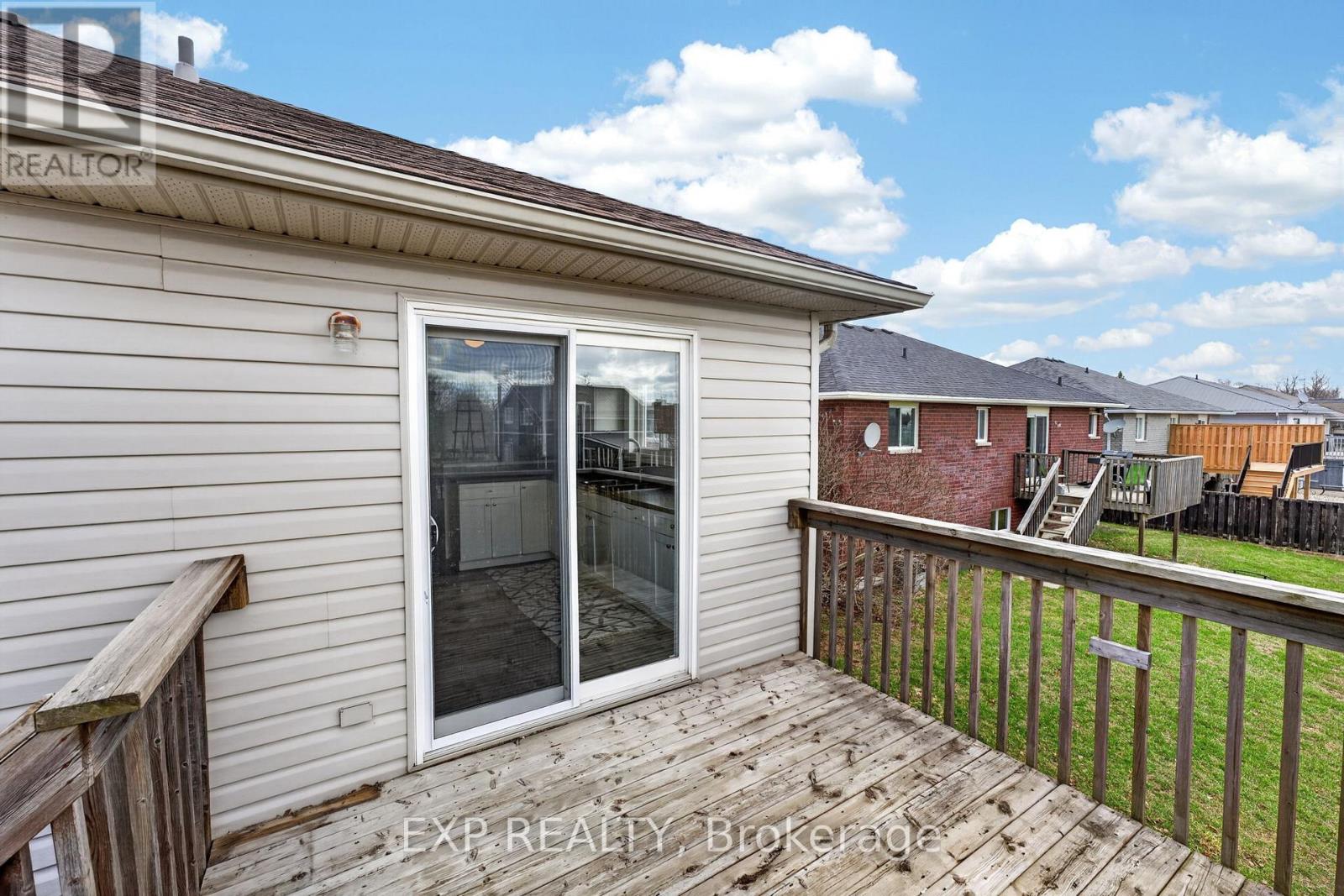 57 Lake Breeze Court, Prince Edward County, Ontario  K0K 3L0 - Photo 34 - X12999482