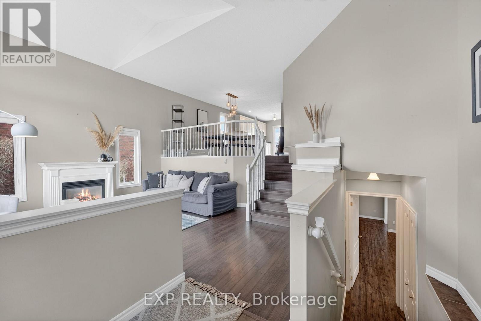 57 Lake Breeze Court, Prince Edward County, Ontario  K0K 3L0 - Photo 4 - X12999482