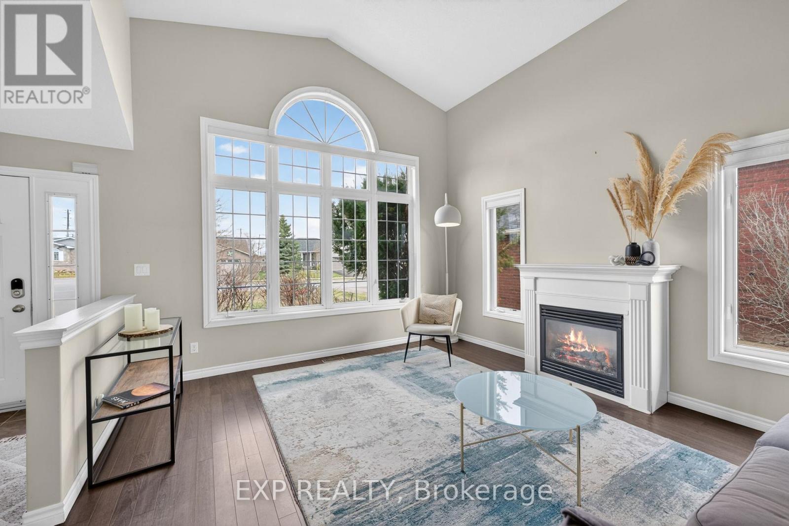 57 Lake Breeze Court, Prince Edward County, Ontario  K0K 3L0 - Photo 7 - X12999482