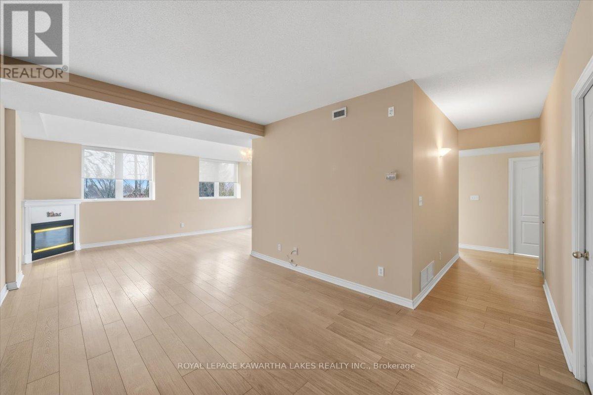 404 - 51 Rivermill Boulevard, Kawartha Lakes, Ontario K9V 6E8 - Photo 9 - X12999542