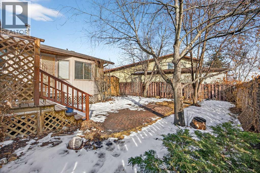 100 Strathcona Close Sw, Calgary, Alberta  T3H 1L3 - Photo 39 - A2294740